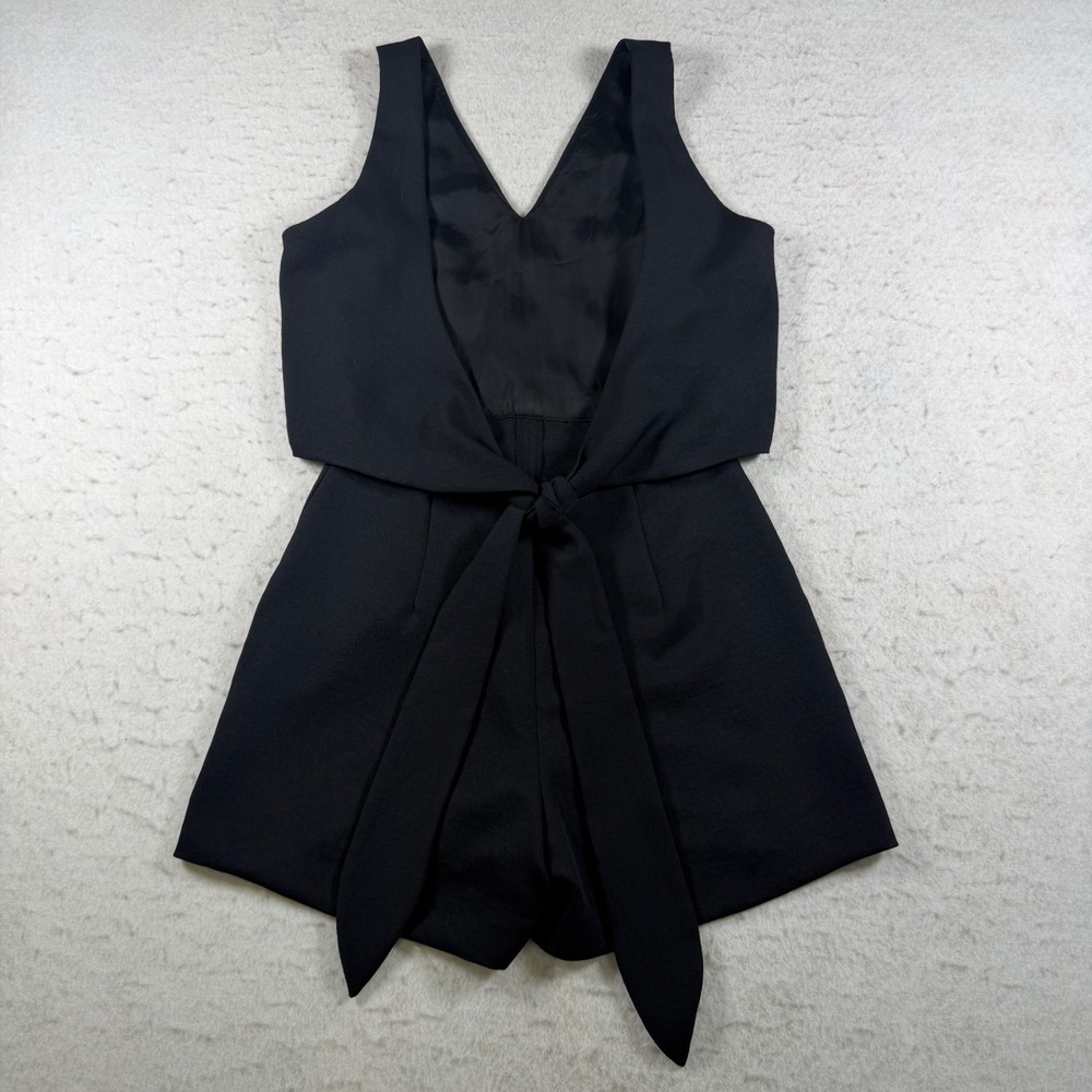 Wilfred Aritzia Black V-Neck Tie Back Romper Sleeveless Crepe Shorts 0 59665 - Picture 2 of 8